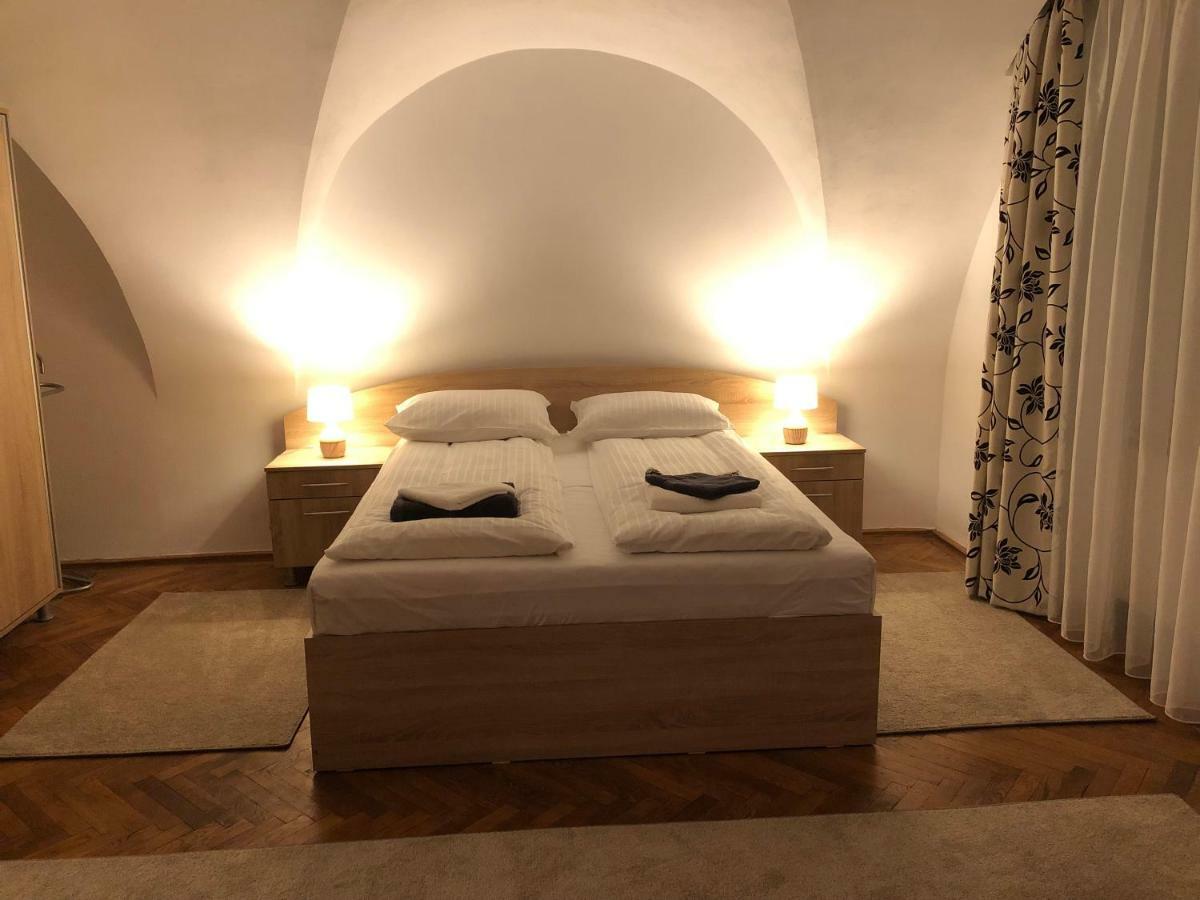 Enjoy Apartment Sibiu Exterior photo